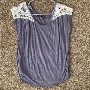 simple cap sleeve shirt size medium